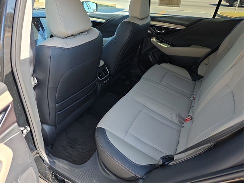Certified 2025 Subaru Outback Limited image 33