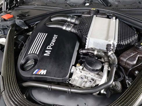 Used 2019 BMW M4 CS image 14