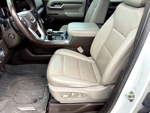 Used 2023 GMC Sierra 1500 SLT image 11