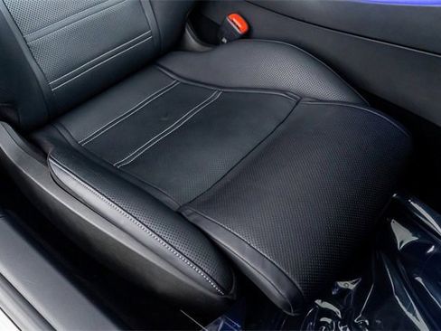 Used 2022 Mercedes-Benz SL 63 AMG 4MATIC w/ AMG Aerodynamic Package image 27