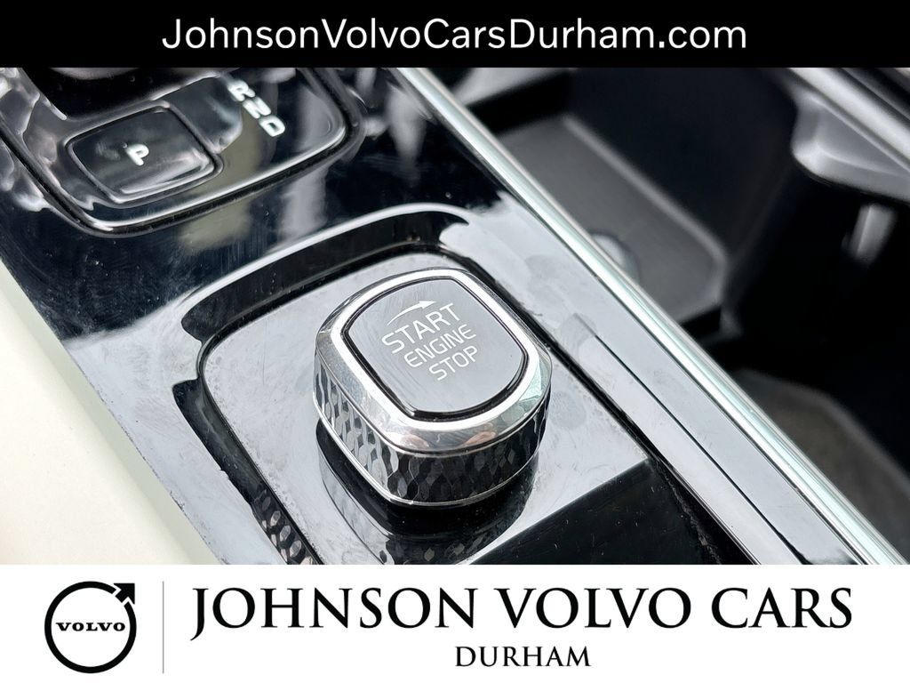 Used 2024 Volvo XC60 T8 Ultimate w/ Protection Package Premier AWD/4WD image 22