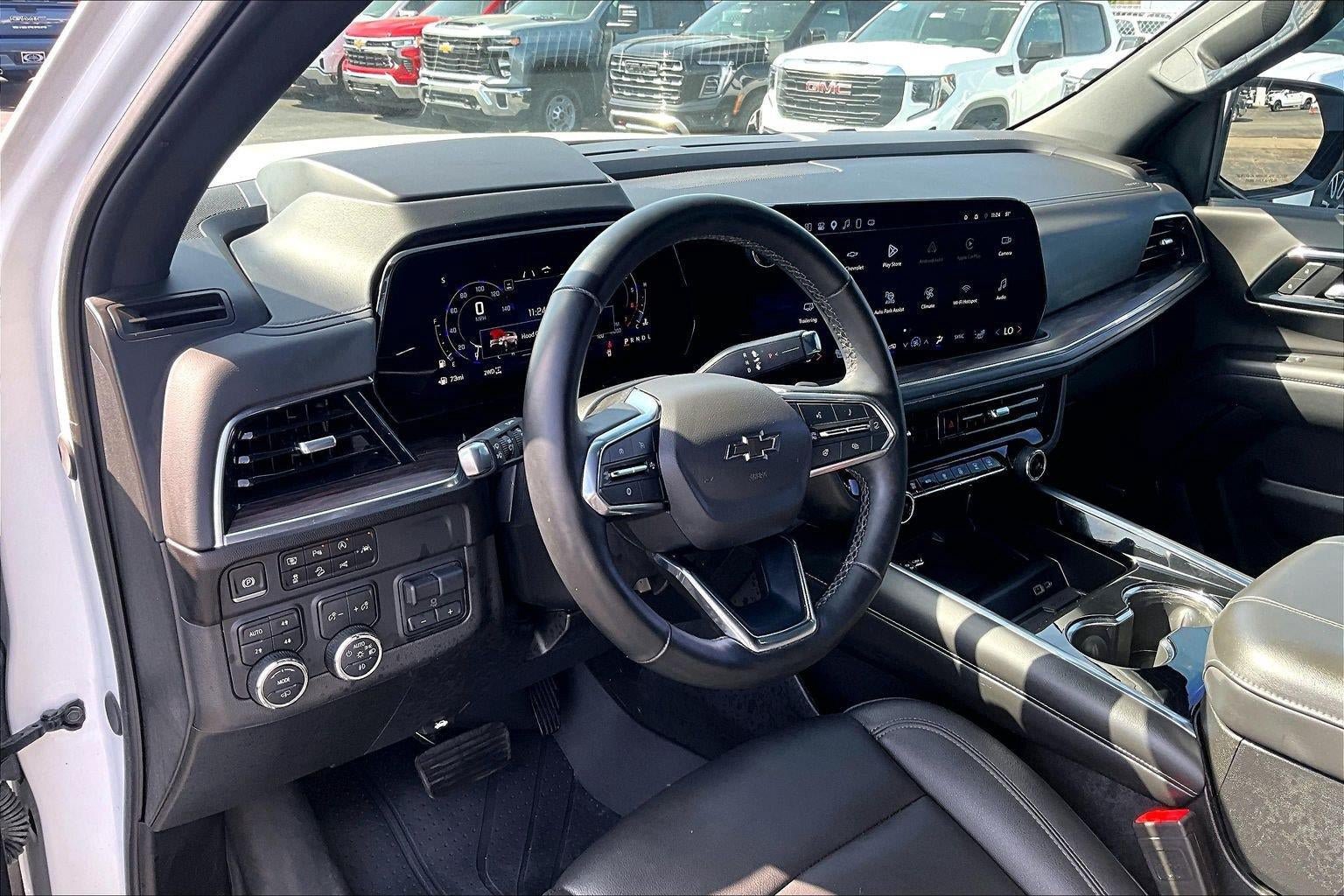 Used 2025 Chevrolet Tahoe Z71 w/ Z71 Off-Road Package AWD/4WD image 15