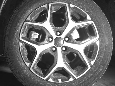 Used 2025 Jeep Compass Limited image 12