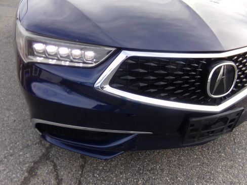 Used 2018 Acura TLX image 4