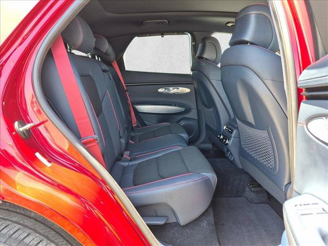 Used 2023 Genesis GV70 2.5T w/ Sport Prestige Package AWD/4WD image 19