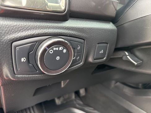 Used 2019 Ford Ranger Lariat w/ Equipment Group 501A Mid image 29