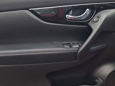 Used 2018 Nissan Rogue Sport SL w/ SL Premium Package AWD/4WD image 9