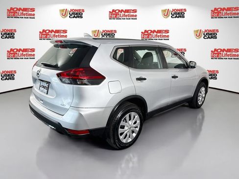 Used 2019 Nissan Rogue S AWD/4WD image 14
