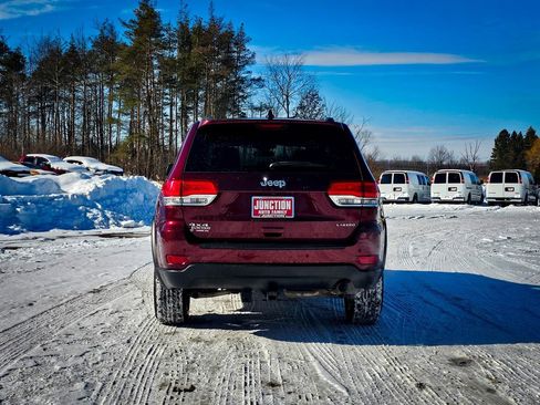 Used 2018 Jeep Grand Cherokee Laredo image 4