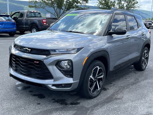 Used 2023 Chevrolet TrailBlazer RS FWD image 10