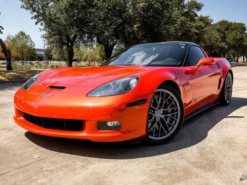 Used 2011 Chevrolet Corvette Z06 RWD image 4