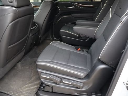 Used 2023 Cadillac Escalade ESV Premium Luxury w/ LPO, Floor Liner Package AWD/4WD image 6
