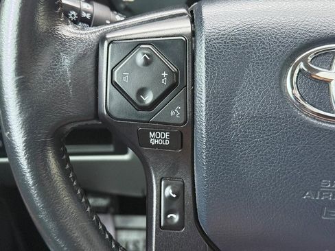 Used 2019 Toyota Sequoia Platinum image 23