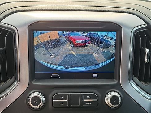 Used 2022 GMC Sierra 1500 Elevation AWD/4WD image 12