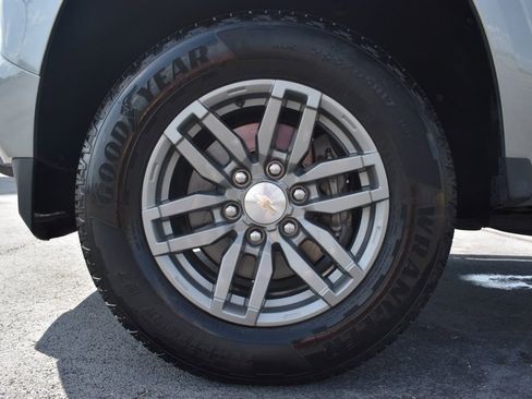 Used 2023 Chevrolet Colorado LT w/ LT Convenience Package II RWD image 12