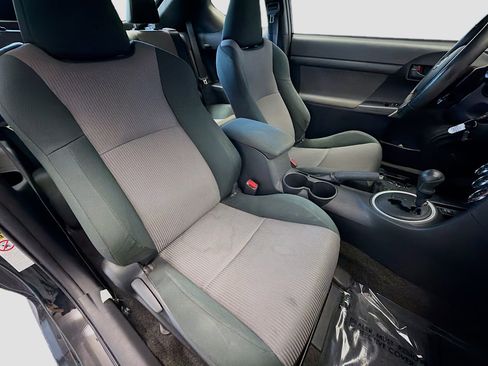 Used 2015 Scion tC image 13