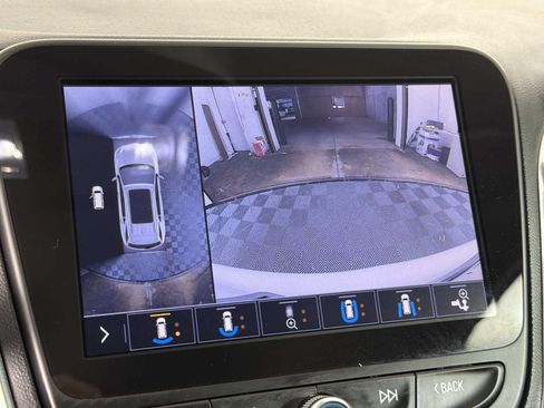 Used 2021 Chevrolet Equinox Premier FWD image 28