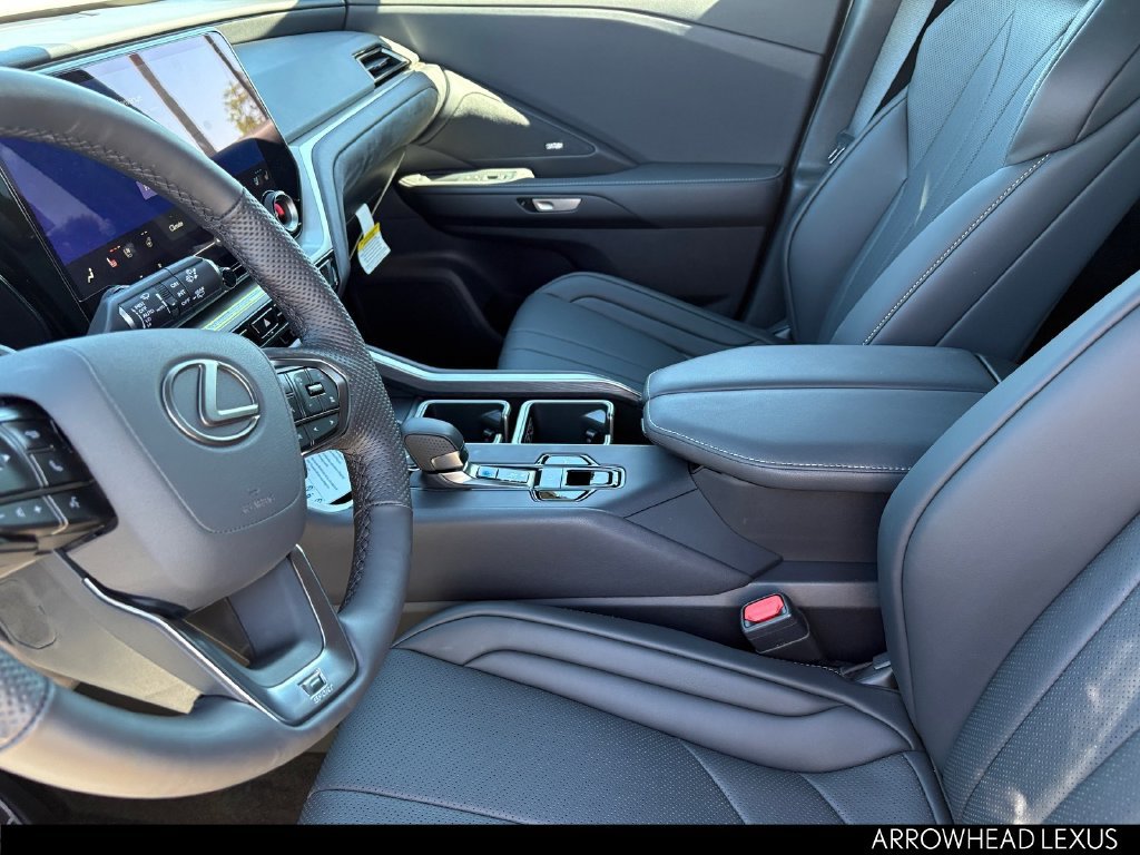 New 2026 Lexus TX 500h AWD w/ Technology Package image 16