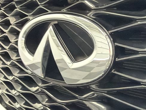 Used 2023 INFINITI QX60 Pure image 14