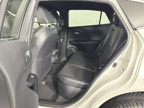 Used 2021 Toyota Venza XLE w/ Softex Package AWD/4WD image 21