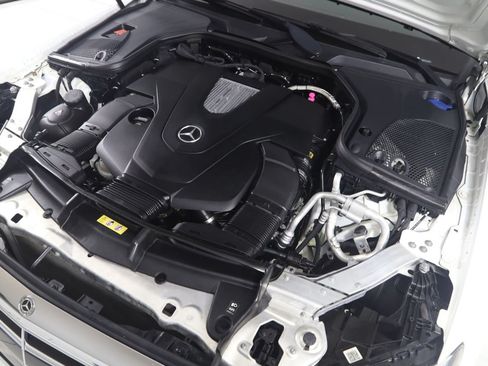 Used 2020 Mercedes-Benz E 450 4MATIC Wagon w/ Premium Package image 23