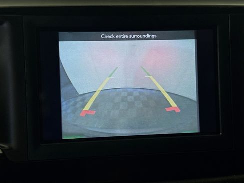Used 2021 Chrysler Voyager Lxi FWD image 19