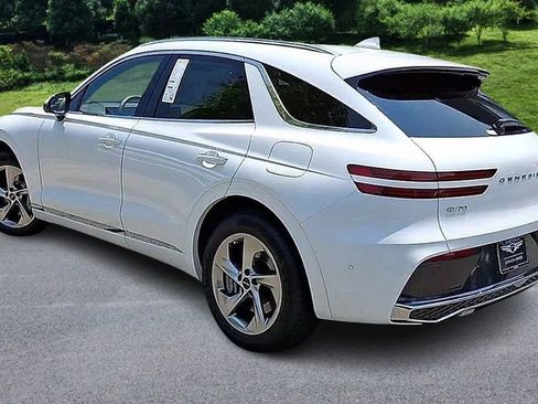 New 2026 Genesis GV70 2.5T Advanced image 6