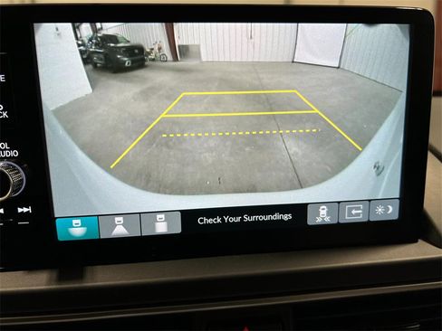 New 2025 Honda Pilot Touring image 24