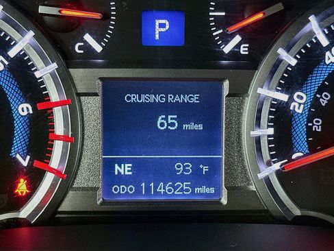 Used 2018 Toyota 4Runner Limited RWD image 18
