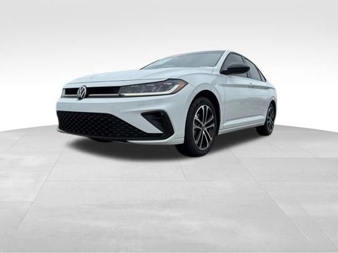 Used 2025 Volkswagen Jetta Sport FWD image 9