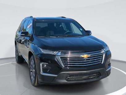 Used 2023 Chevrolet Traverse Premier