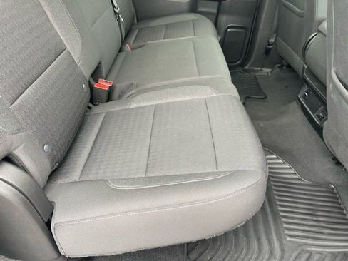 Used 2022 Chevrolet Silverado 1500 Custom image 12