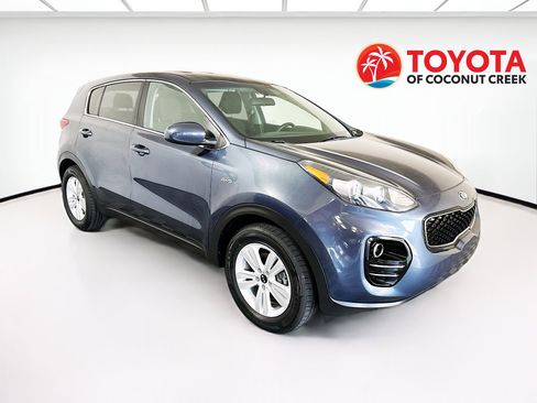 Used 2018 Kia Sportage LX AWD/4WD image 1