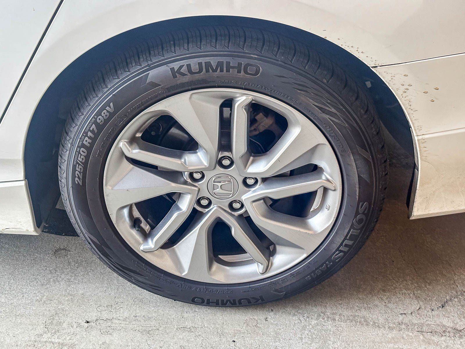 Used 2019 Honda Accord LX image 12