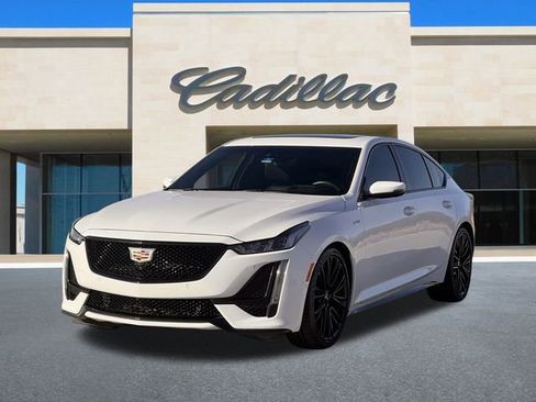 Used 2021 Cadillac CT5 V w/ Premium Package image 9