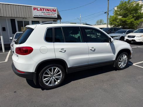 Used 2015 Volkswagen Tiguan SEL image 9