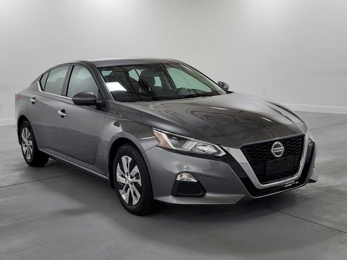 Used 2021 Nissan Altima 2.5 S image 2