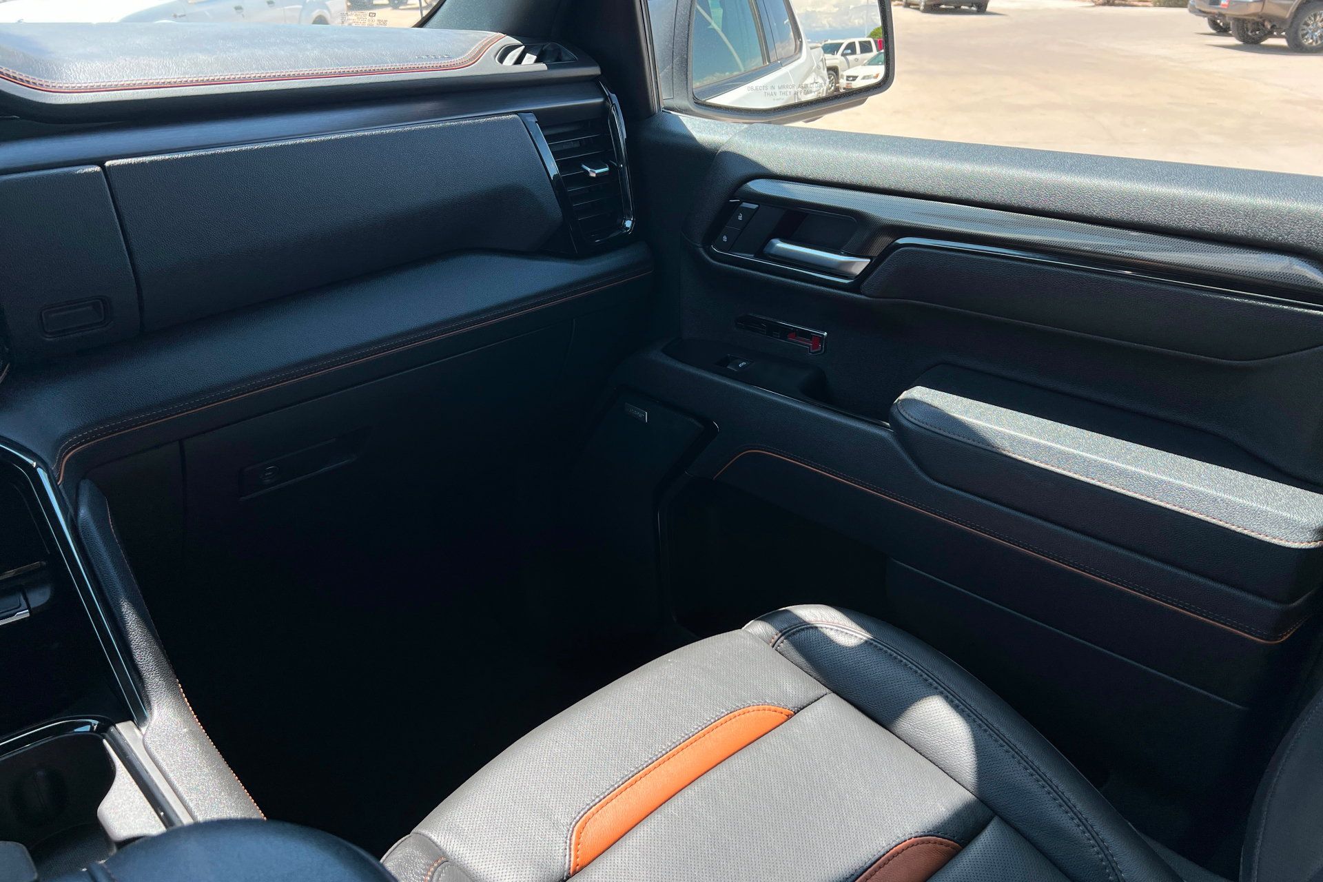 Used 2025 GMC Sierra 1500 AT4 AWD/4WD image 11