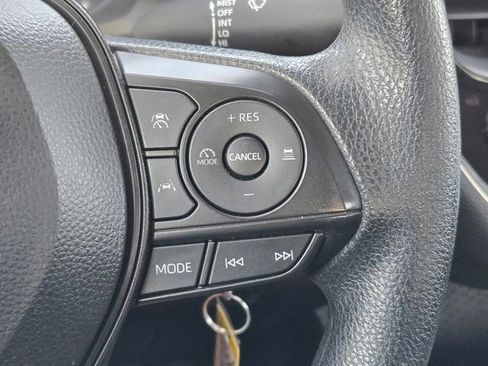 Used 2024 Toyota Corolla LE image 25