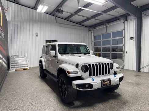 Used 2021 Jeep Wrangler Unlimited Sahara image 19