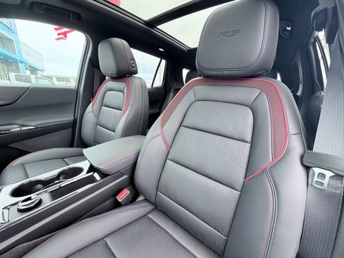 New 2026 Chevrolet Equinox RS w/ Convenience Package III FWD image 24