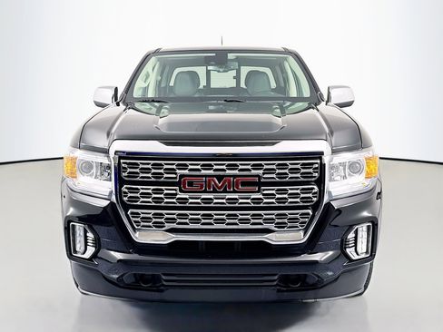 Used 2022 GMC Canyon Denali w/ Denali Black Edition Package image 2