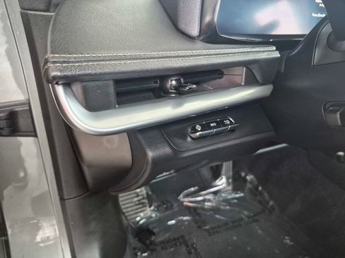 Used 2022 Chevrolet Corvette Stingray Preferred Conv w/ Z51 Performance Package image 12