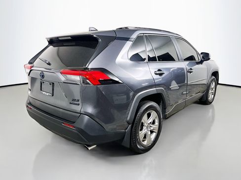 Used 2023 Toyota RAV4 XLE w/ Convenience Package image 4