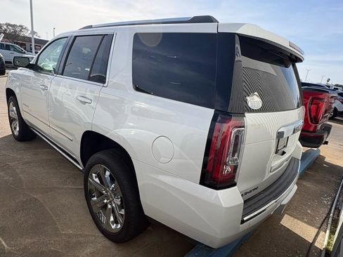 Used 2018 GMC Yukon Denali w/ Denali Ultimate Package image 18