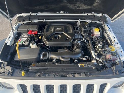 Used 2021 Jeep Wrangler Sport S image 9