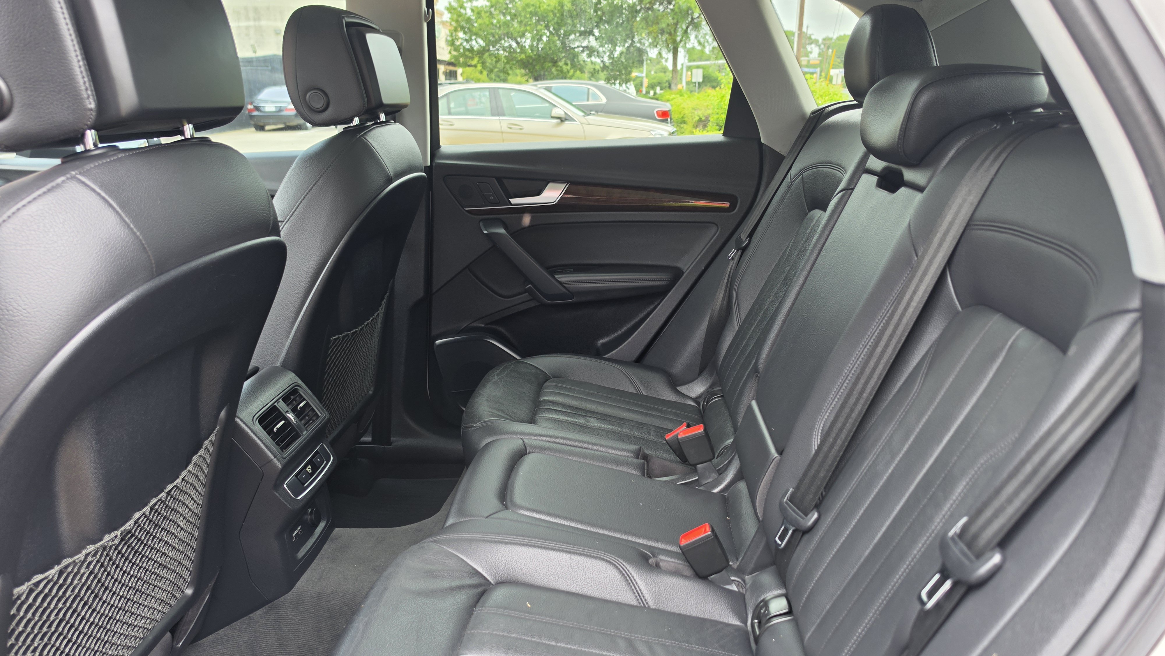 Used 2020 Audi Q5 2.0T Premium Plus w/ Premium Plus Package AWD/4WD image 22