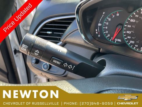 Used 2022 Chevrolet Trax LT AWD/4WD image 15