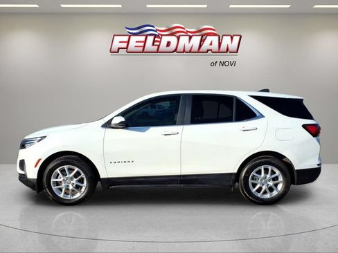 Used 2024 Chevrolet Equinox LT FWD image 2
