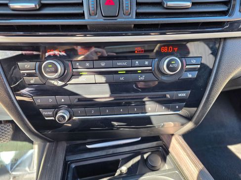 Used 2014 BMW X5 xDrive35d image 37